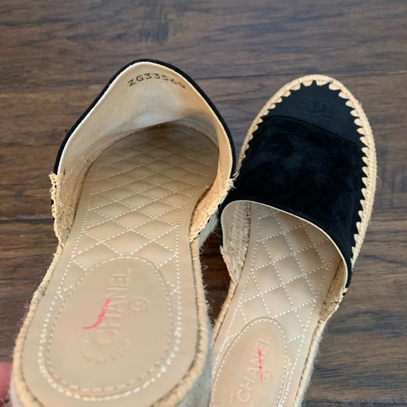 Chanel Raffia Espadrille Mules - Picture 3 of 5
